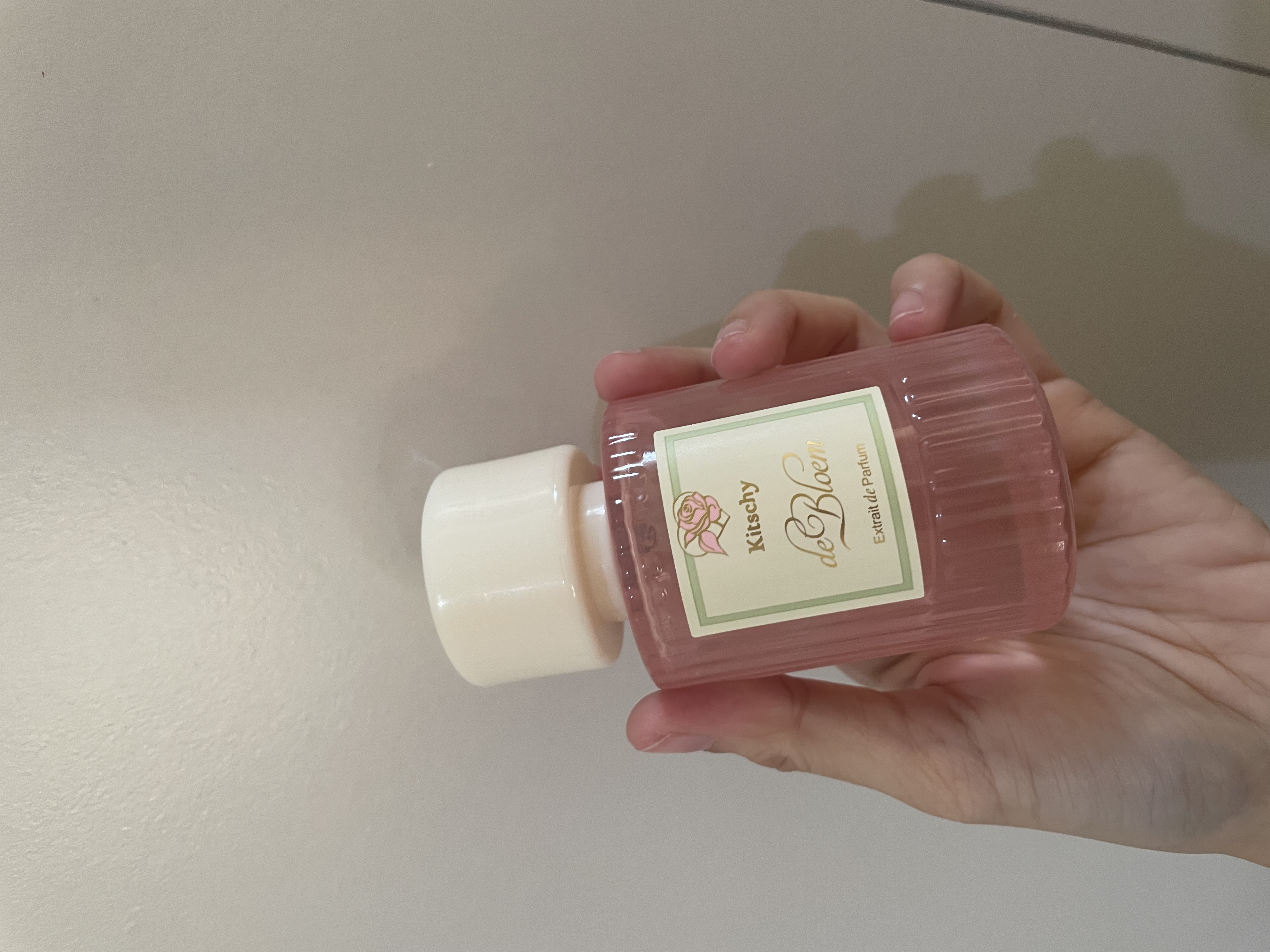Parfume Kitschy x  Rania Yamin - de Bloem EDP
